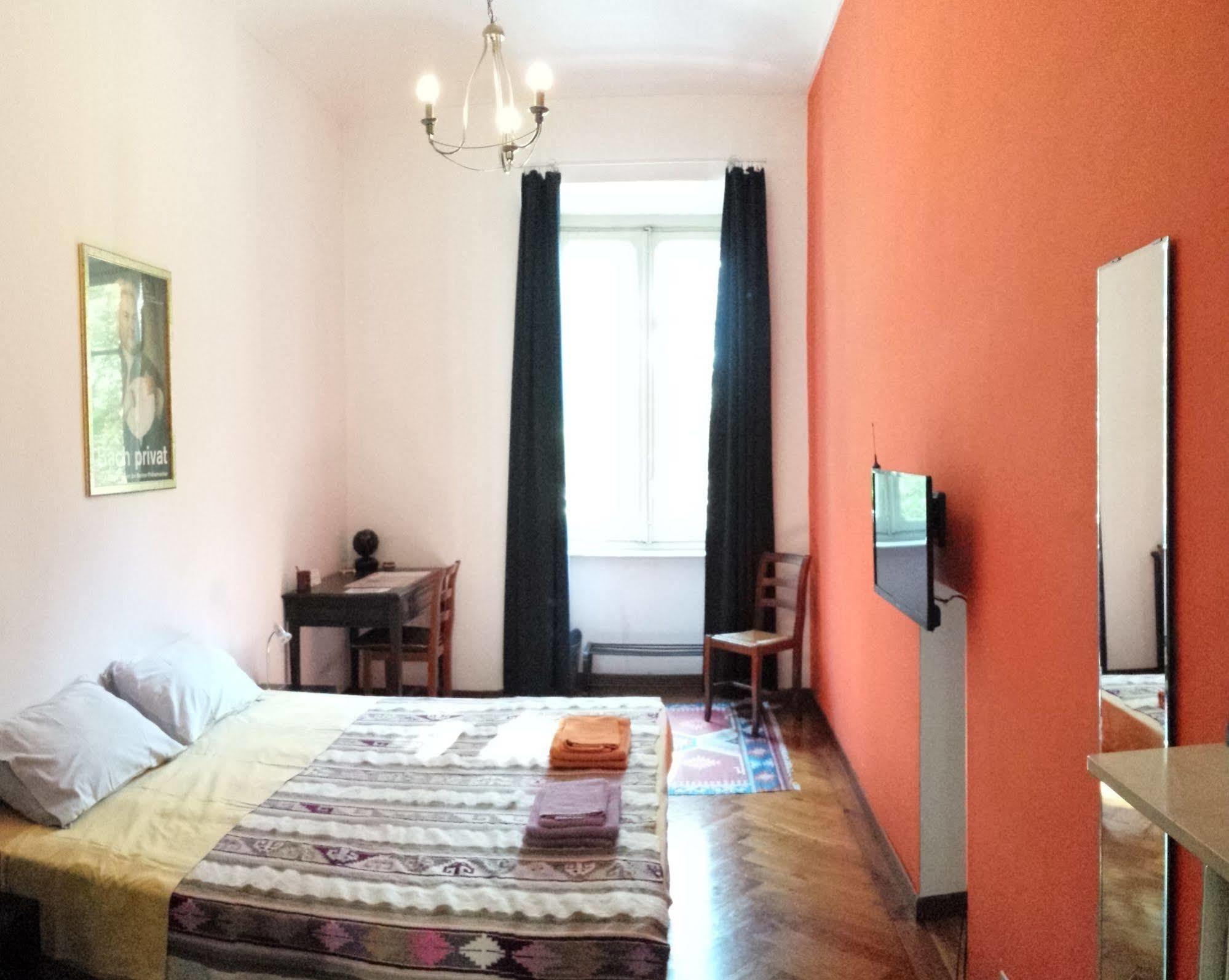Al Porta Susa B&B ตูริน ภายนอก รูปภาพ